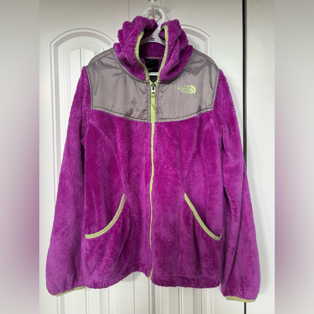 Size large 14/16 girls The North Face plush fleece hoodie